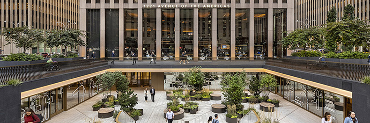 Del Frisco’s Double Eagle renews lease <br>at 1221 Avenue of the Americas